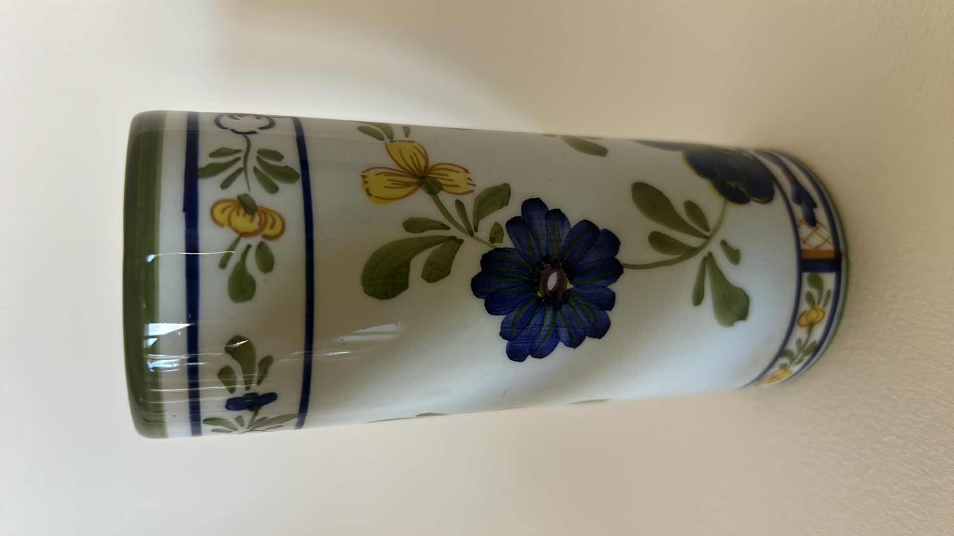 Photo 2 of ESTEE ITALIAN PORCELAIN VASE, STAMPED AND NUMBERED H5”