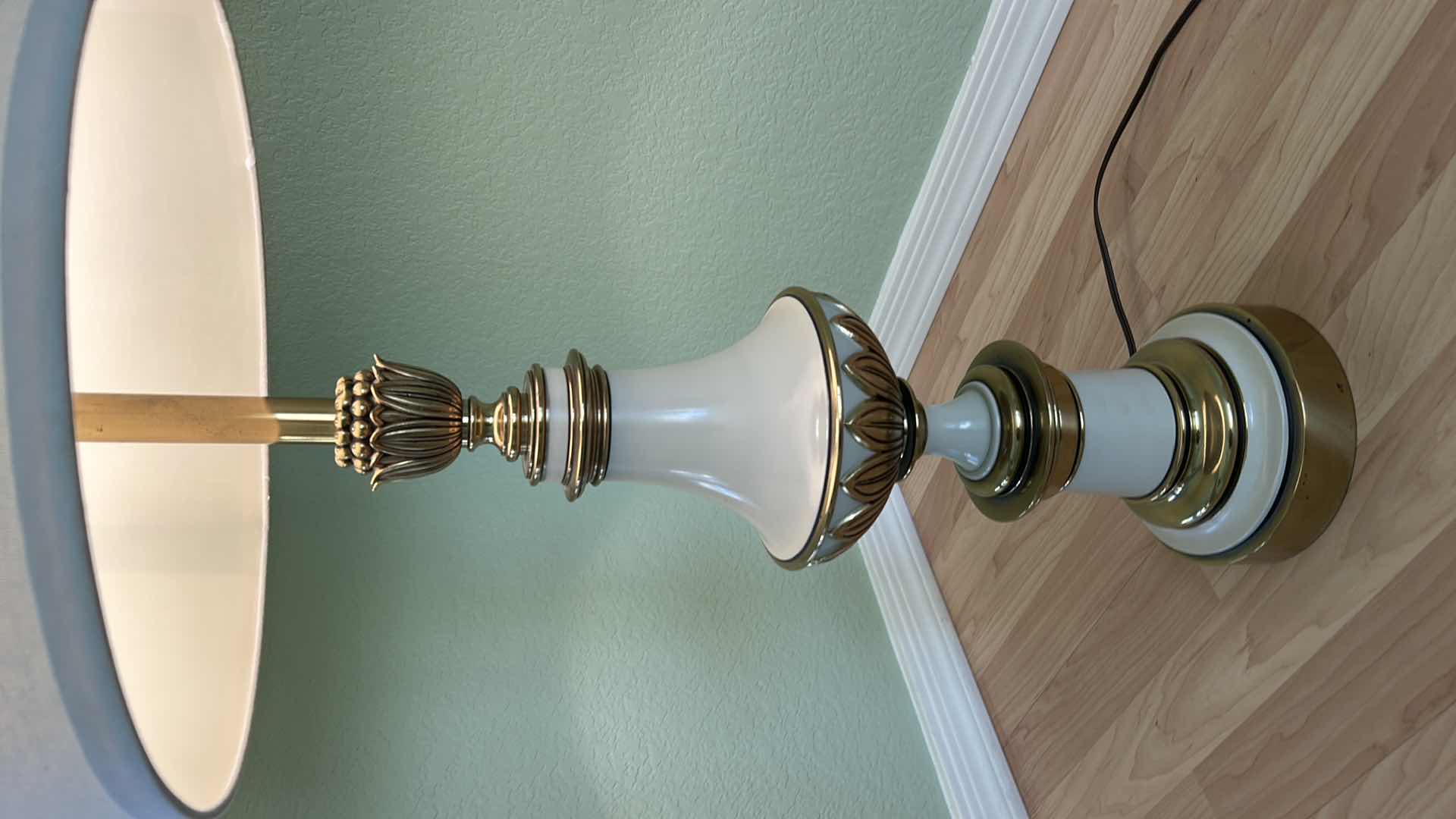 Photo 9 of STIFFEL MID CENTURY LAMP WITH SHADE H37”