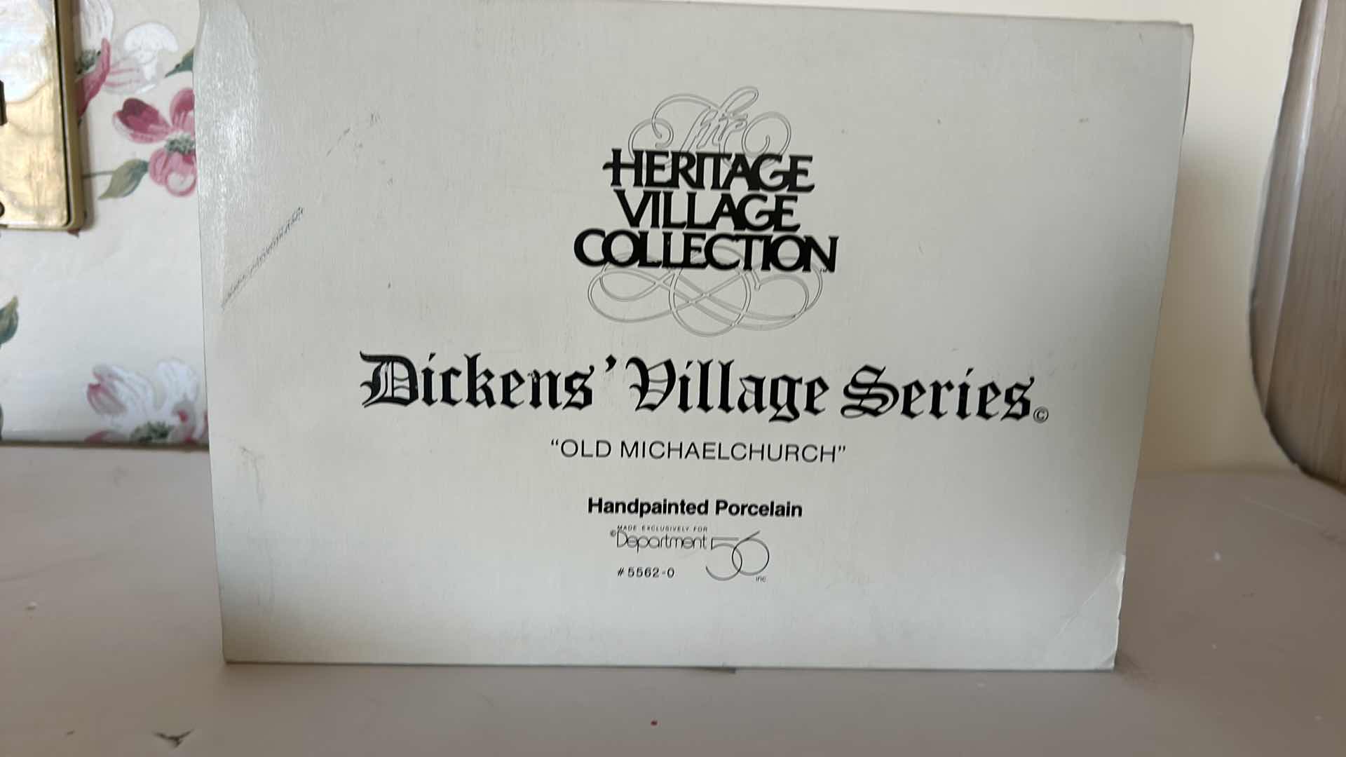 Photo 2 of DEPT 56 CHRISTMAS DECOR/ 485 HERITAGE VILLAGE SERIES “OLD MICHAEL CHURCH” HANDPAINTED PORCELAIN