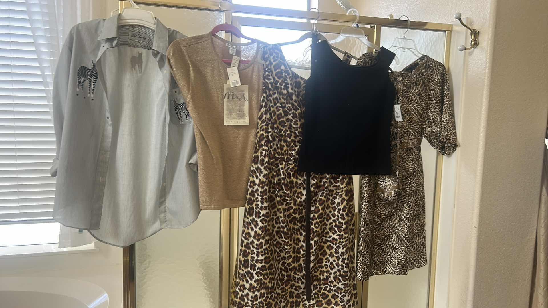 Photo 1 of WOMENS CLOTHING - MOSTLY NEW