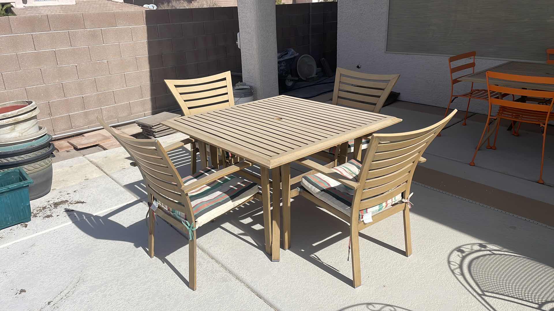 Photo 2 of OUTDOOR ALUMINUM TABLE WITH CHAIRS 45”x45” H28”