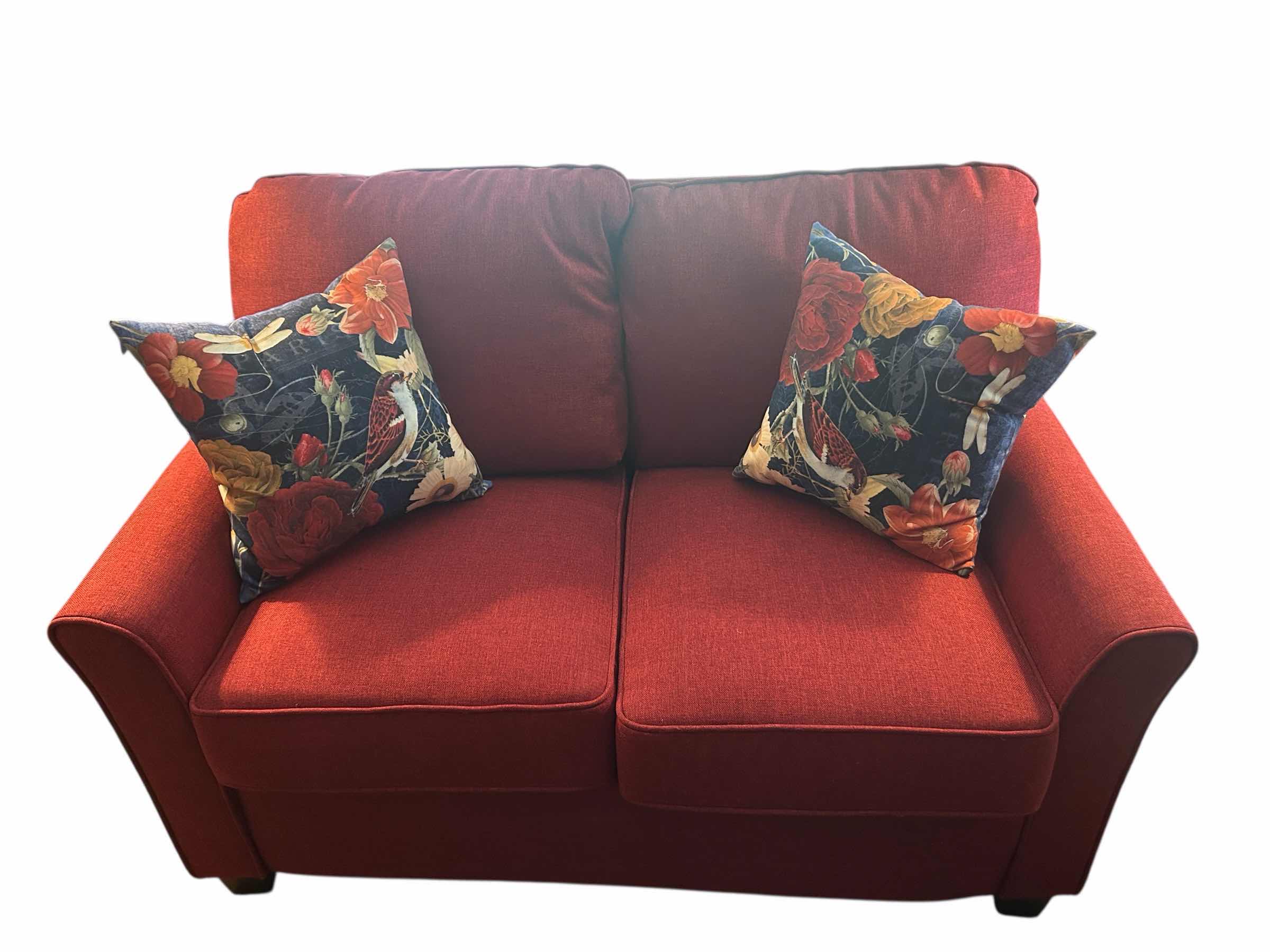 Photo 1 of 5' RED LOVESEAT W 2 ACCENT PILLOWS