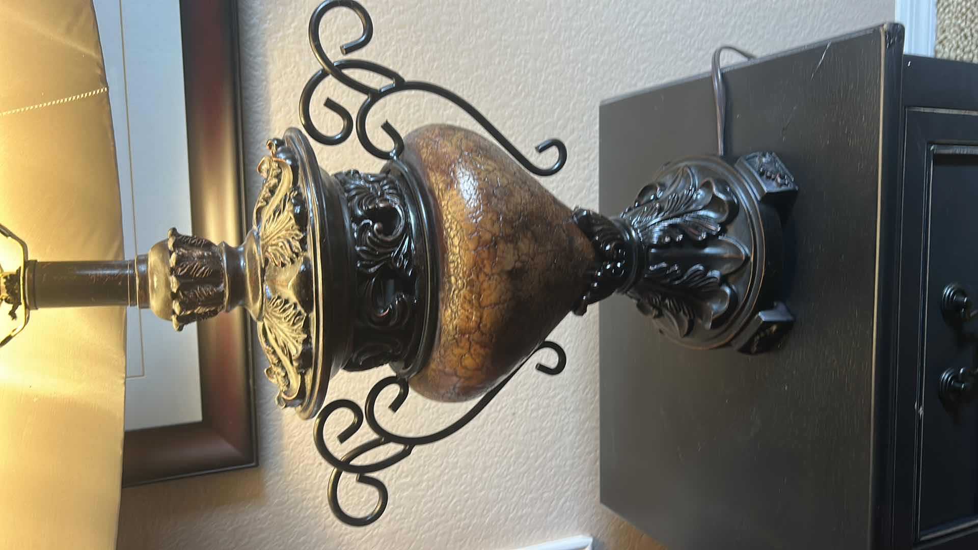 Photo 1 of TRADITIONAL STYLE BROWN CRACKLE IRON METAL URN TABLE LAMP W FAUX SILK BELL FABRIC SHADE 32”