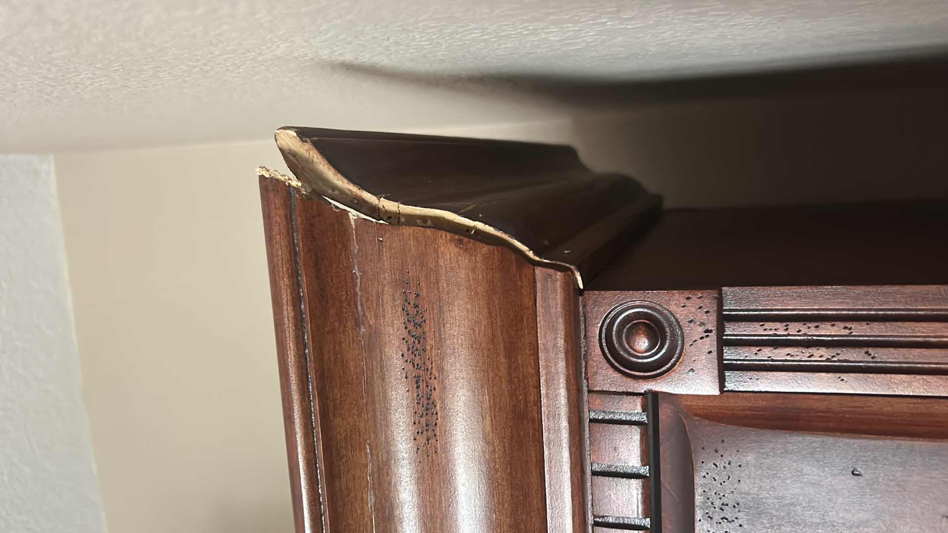 Photo 1 of 3 PCS- MAHOGANY WALL UNIT MEDIA CABINET  94” x 24” x 80”