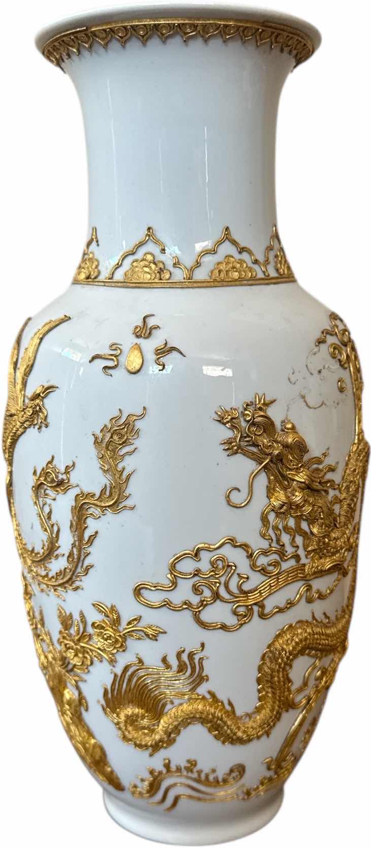 Photo 1 of VINTAGE HANDCRAFTED BLAC DE CHINE WITH 24K PORCELAIN VASE

H12”