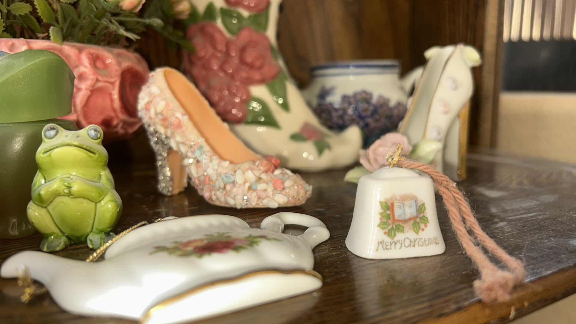 Photo 1 of VINTAGE COLLECTIBLES & HOME DECOR