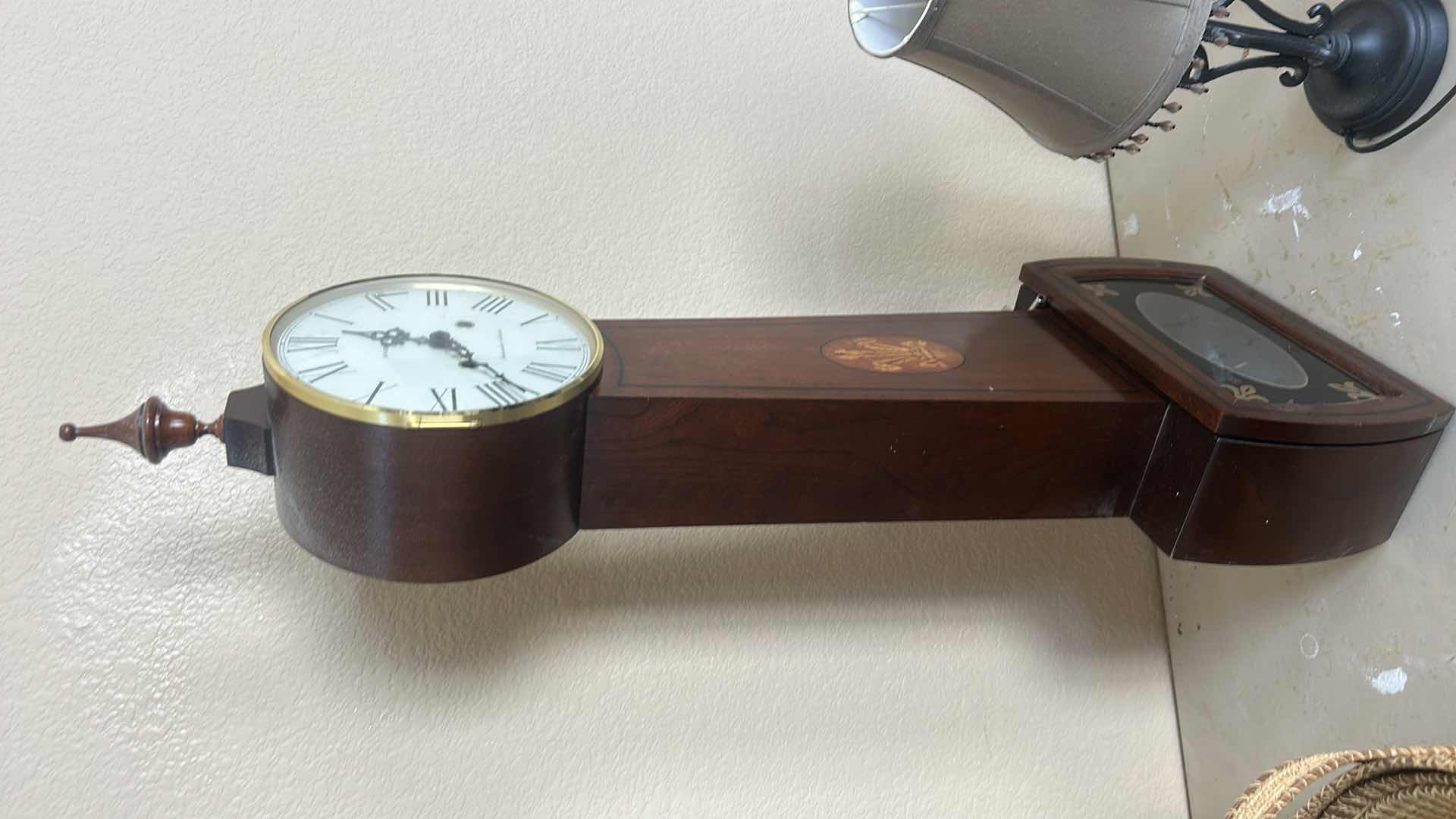 Photo 1 of VINTAGE HOWARD MILLER AMBASSADOR COLLECTION BANJO CLOCK H3’
