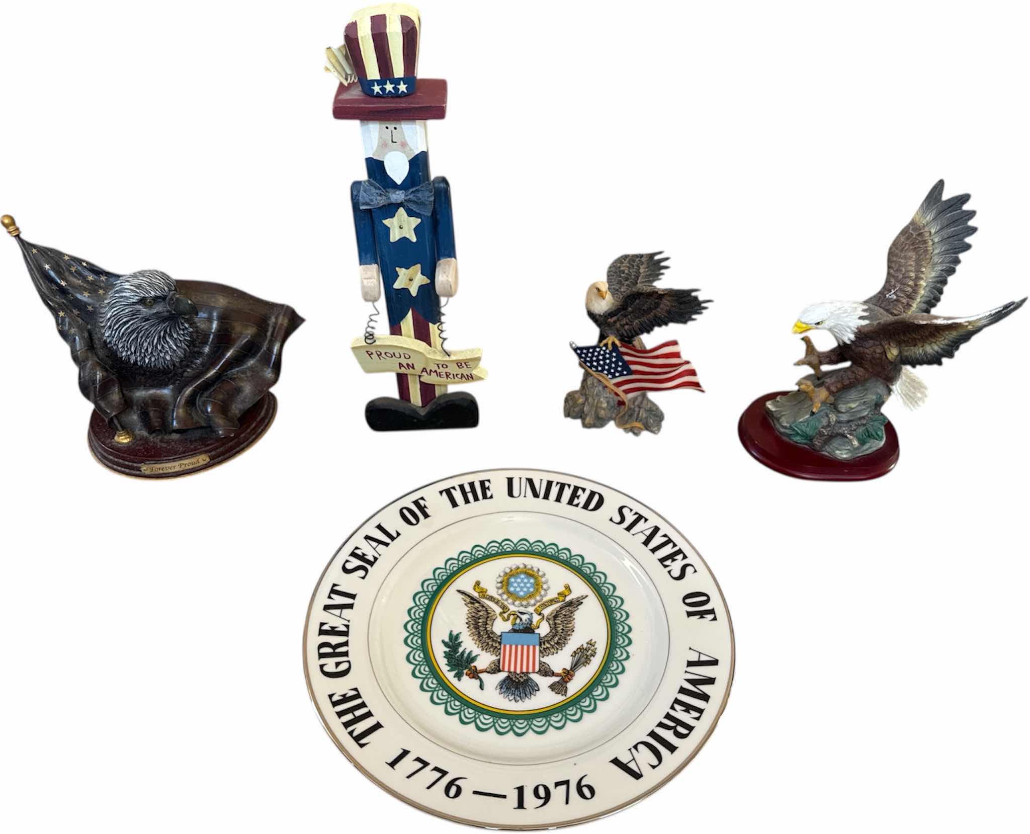 Photo 1 of 5- VINTAGE PROUD TO BE AN AMERICAN EAGLE FIGURINES,  THE GREAT SEAL OF THE UNITED STATES OF AMERICA 1776-1976 PORCELAIN WALL PLAQUE

PLAQUE
D10.25”