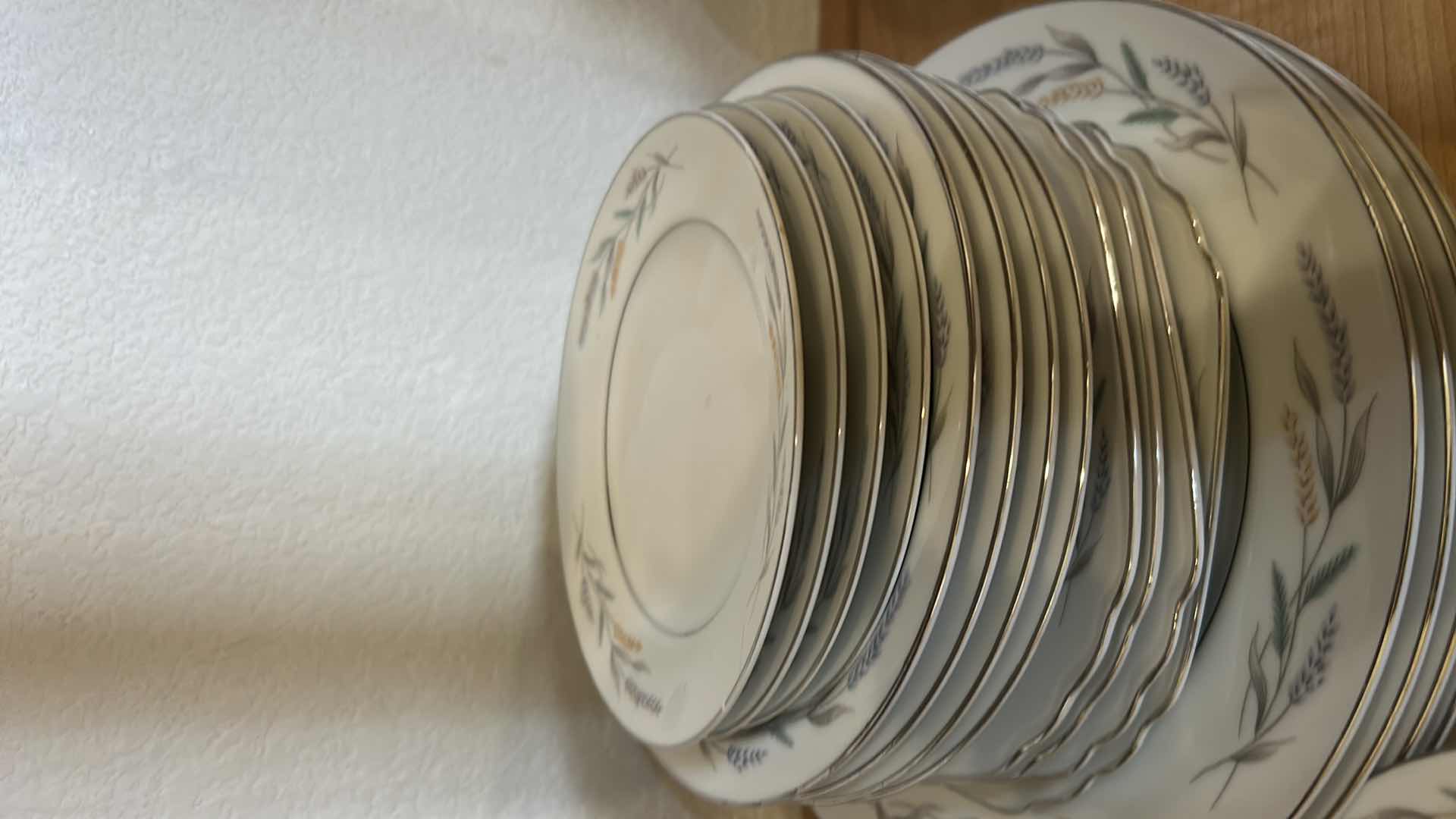 Photo 1 of 17 PC’S BLUE HARVEST DINNERWARE