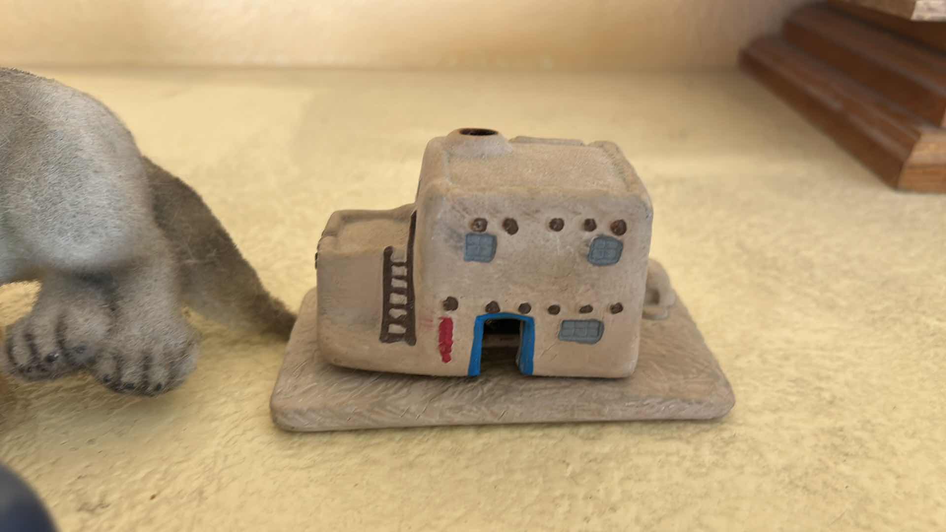 Photo 1 of 7 NATIVE AMERICAN HOME DECOR PIECES (COYOTE 9 1/2” x 3”