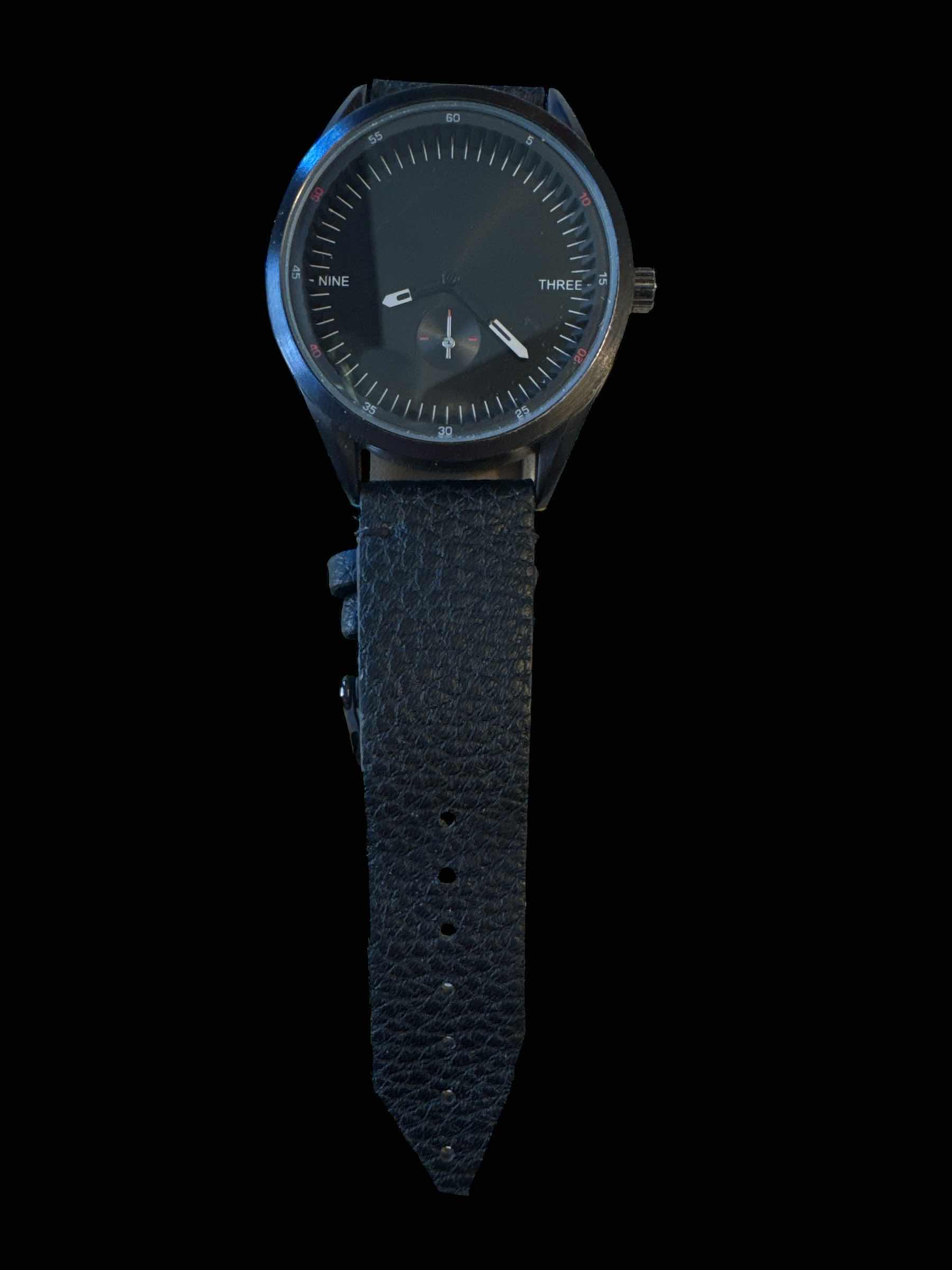 Photo 1 of 3- VINTAGE MENS WATCHES, BLACK AND SILVER TONE JEWELRY 

L9”