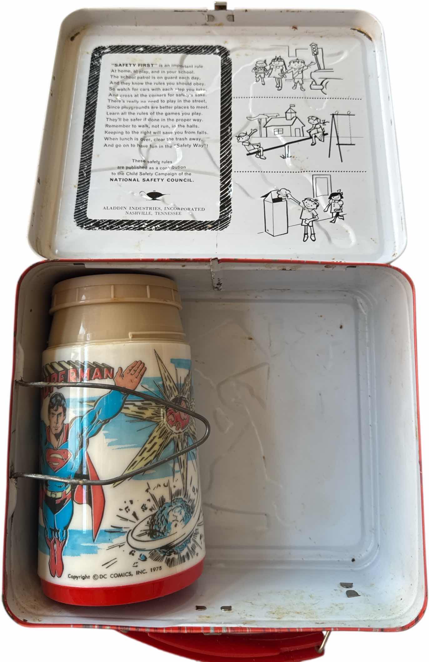 Photo 1 of VINTAGE 1978 SUPERMAN METAL LUNCH BOX AND THERMAL, 

8” X 4” X H7”