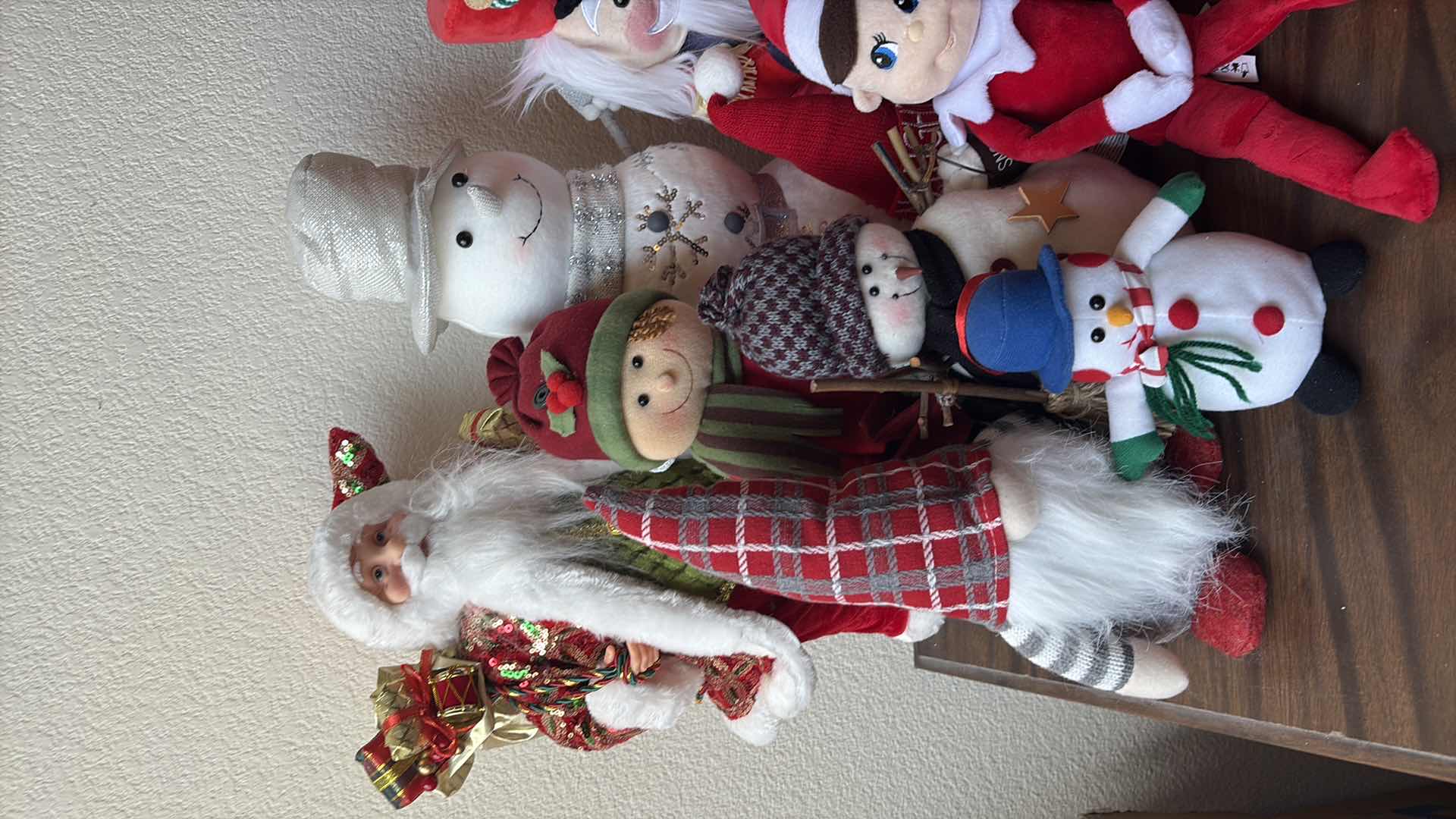 Photo 1 of CHRISTMAS PLUSH DECOR 20”