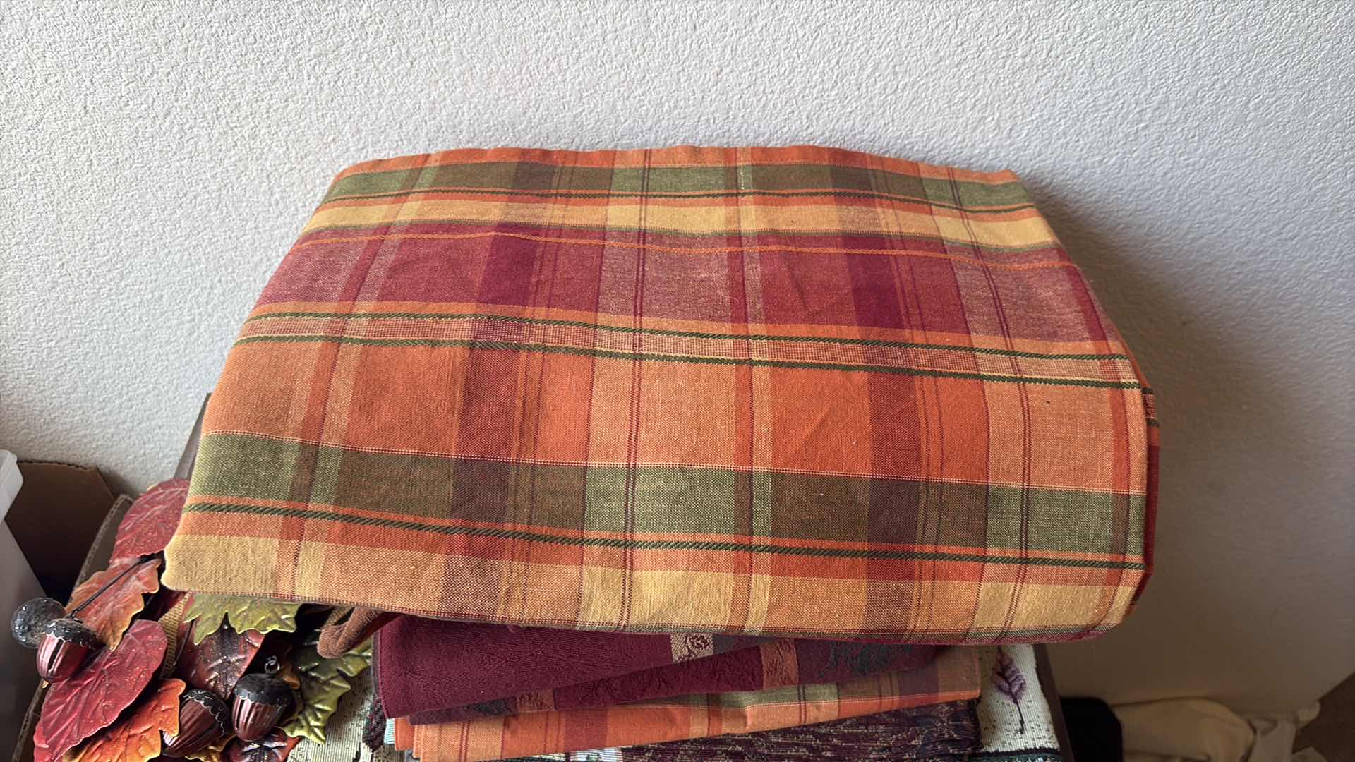 Photo 1 of FALL TABLE PLACEMATS AND RUNNERS  DECOR