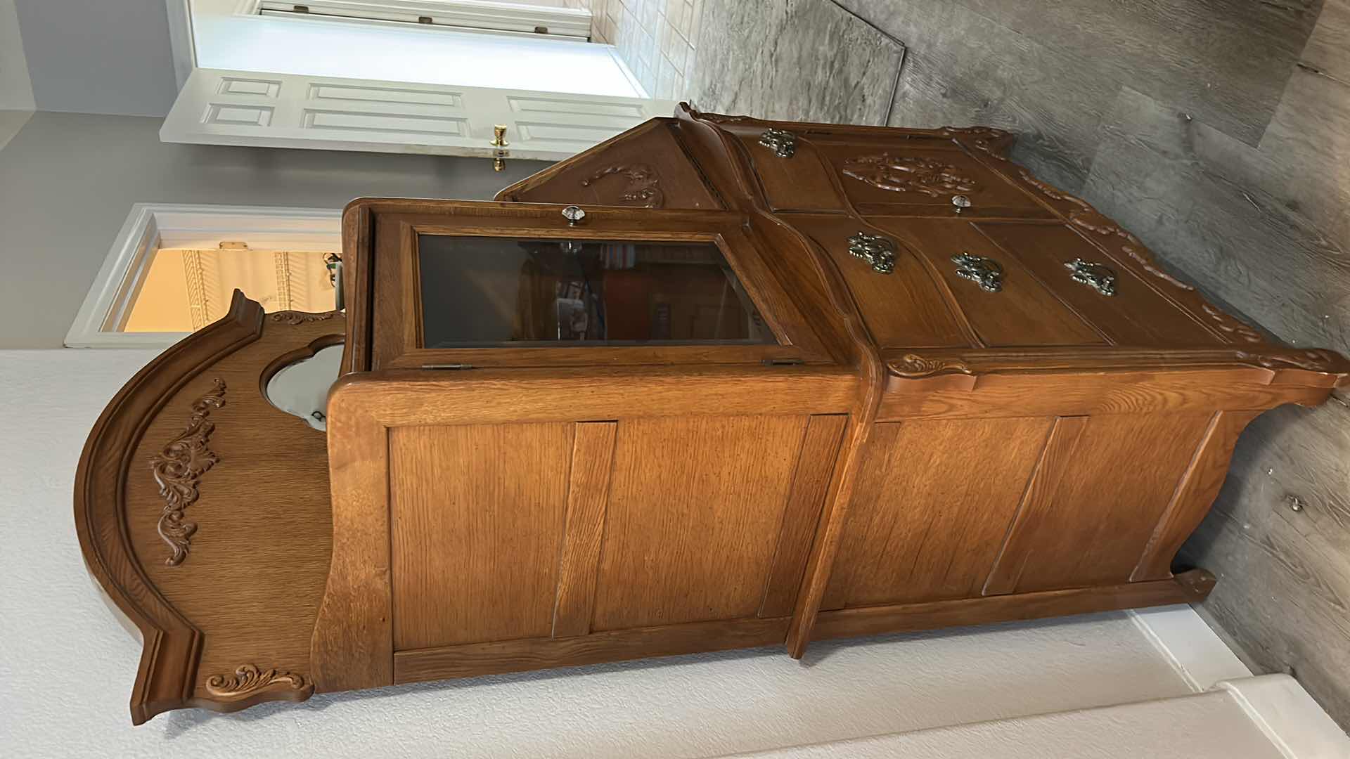 Photo 1 of STANLEY FURNITURE VINTAGE SECRETARY DESK AND HUTCH 38“ x 20“ x H70“
