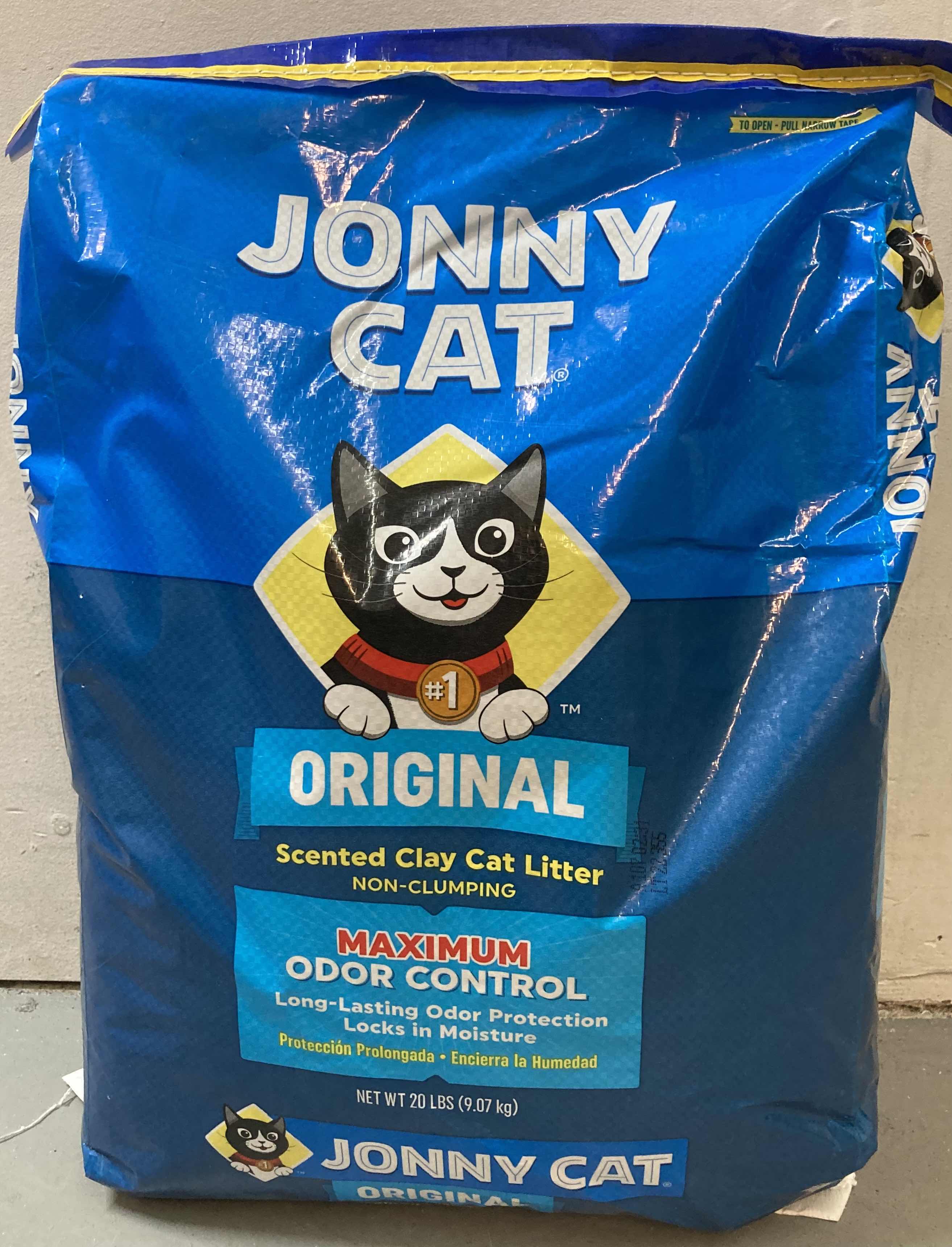 Photo 2 of NEW JONNY CAT ORIGINAL SCENTED CLAY CAT LITTER BAG 20LB