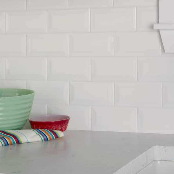 Photo 4 of DALTILE RESTORE BRIGHT WHITE 3” X 6” CERAMIC BEVEL SUBWAY WALL TILE (APPROX 400SQFT ON PALLET) READ NOTES