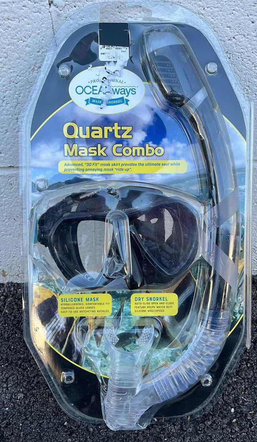 Photo 2 of PROFESSIONAL OCEAN WAYS BLACK 3D FIT ADULT SILICONE QUARTZ MASK & SNORKEL COMBO