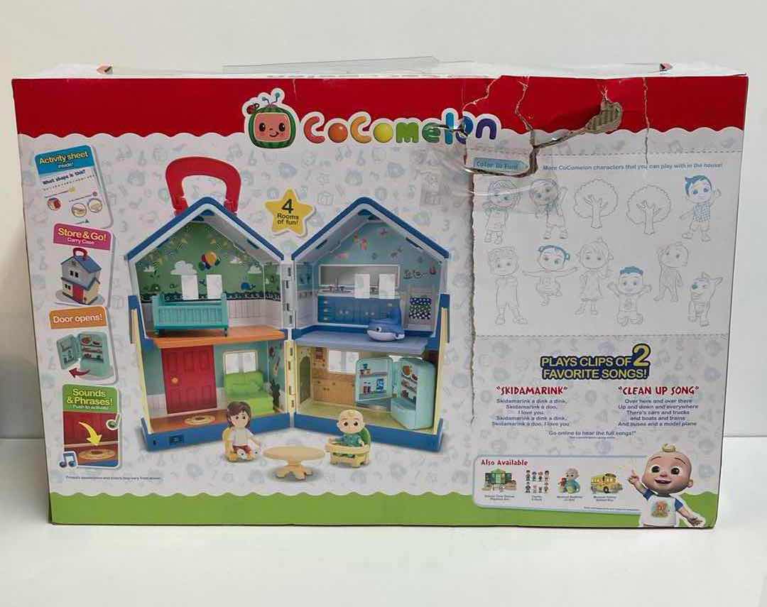 Photo 4 of COCOMELON DELUXE FAMILY HOUSE PLAYSET
