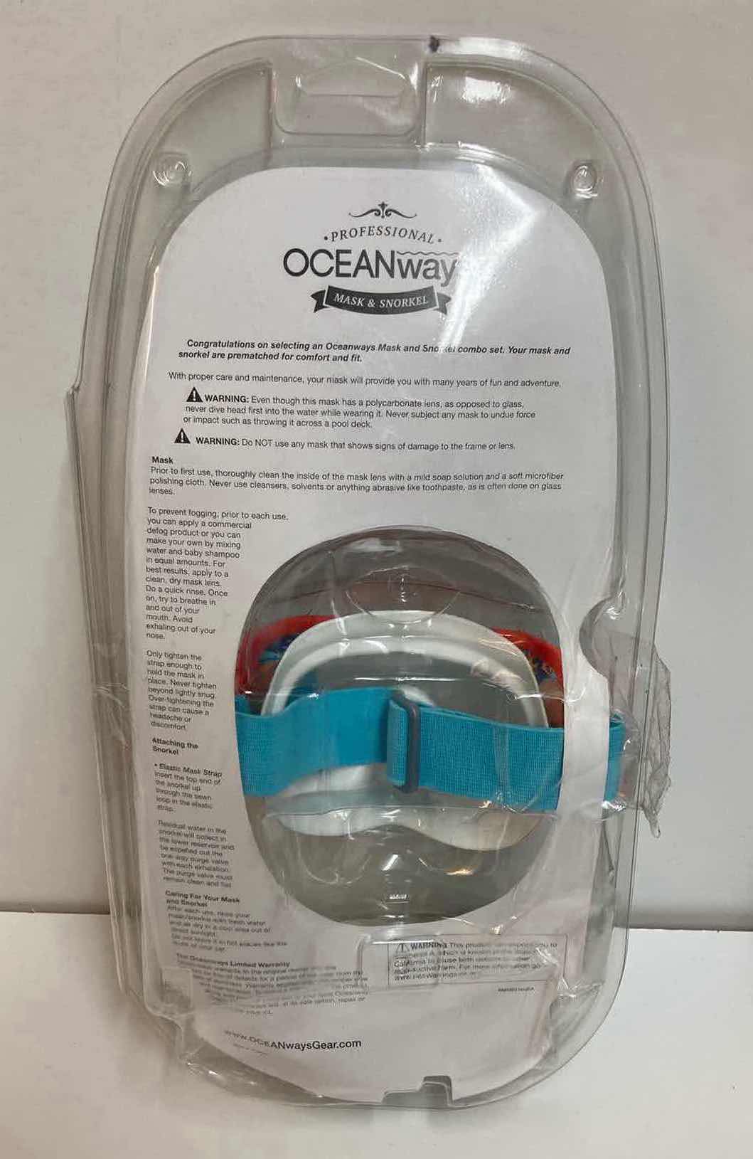 Photo 3 of PROFESSIONAL OCEANWAYS SILICONE MASK & SNORKEL COMBO YOUTH FIT