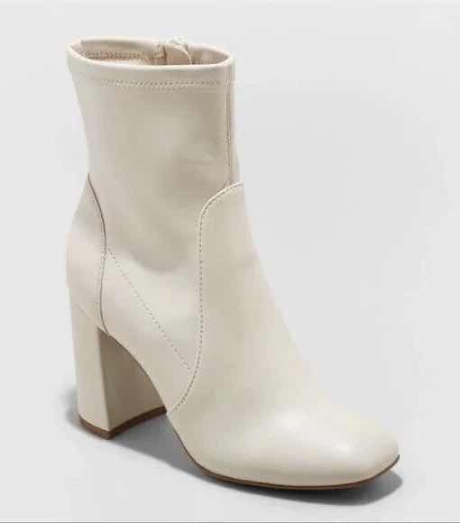 Photo 1 of A NEW DAY PENELOPE OFF WHITE MEMORY FOAM BOOTS WOMEN’S SIZE 5