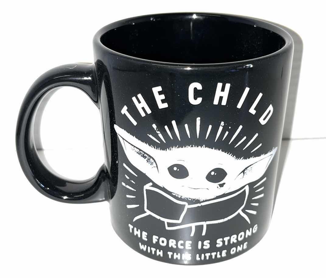 Photo 1 of NEW SILVER BUFFALO STAR WARS 20 OZ BLACK CERAMIC MUG, THE CHILD THE FORCE IS STRONG WITH THIS LITTLE ONE (1)