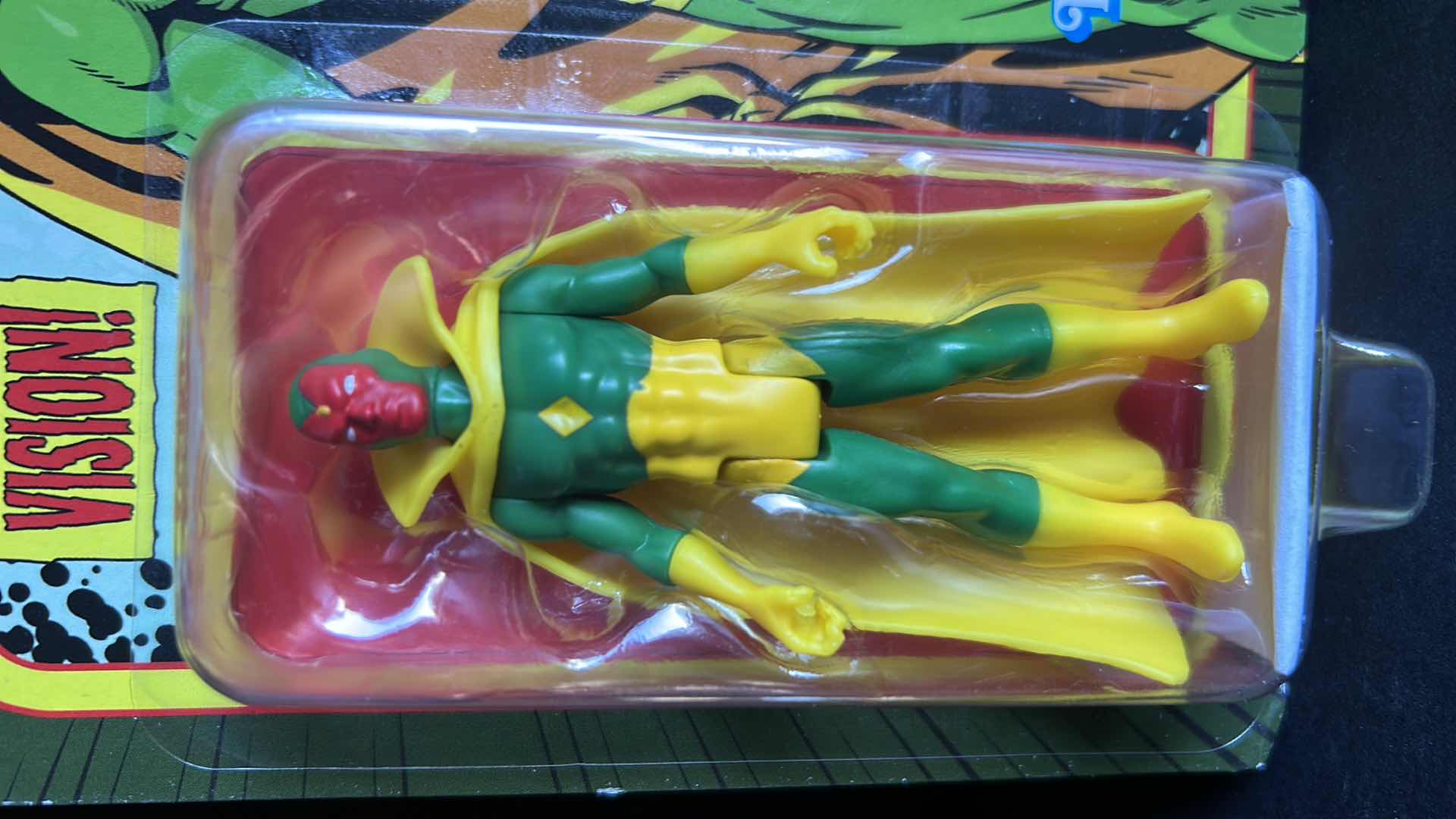 Photo 3 of BRAND NEW KENNER MARVEL LEGENDS- THE AVENGERS- VISION 4”