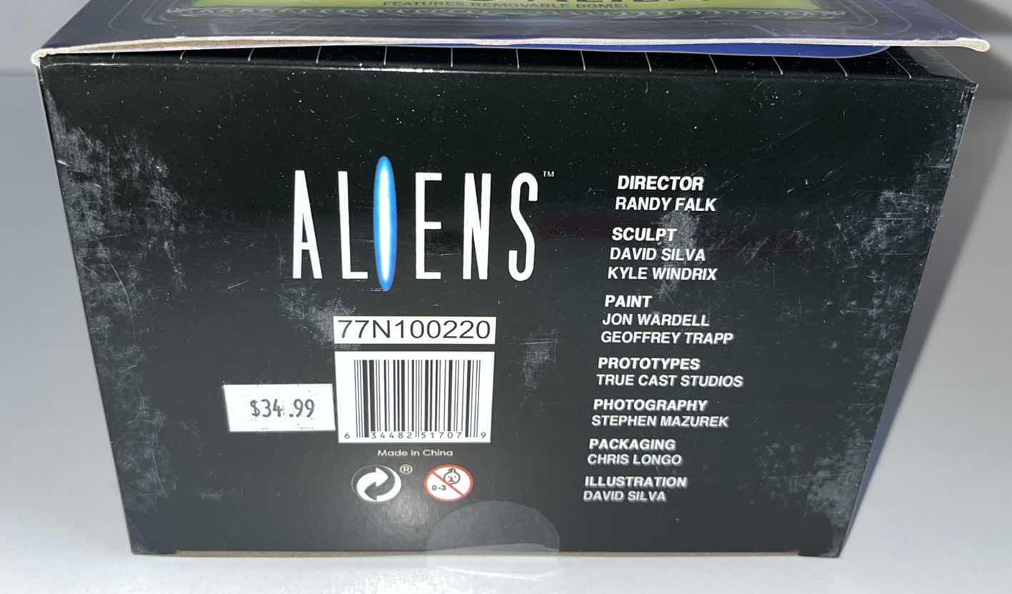 Photo 6 of BRAND NEW NECA ALIENS “RHINO ALIEN” W REMOVABLE DOME $35.00 (1)