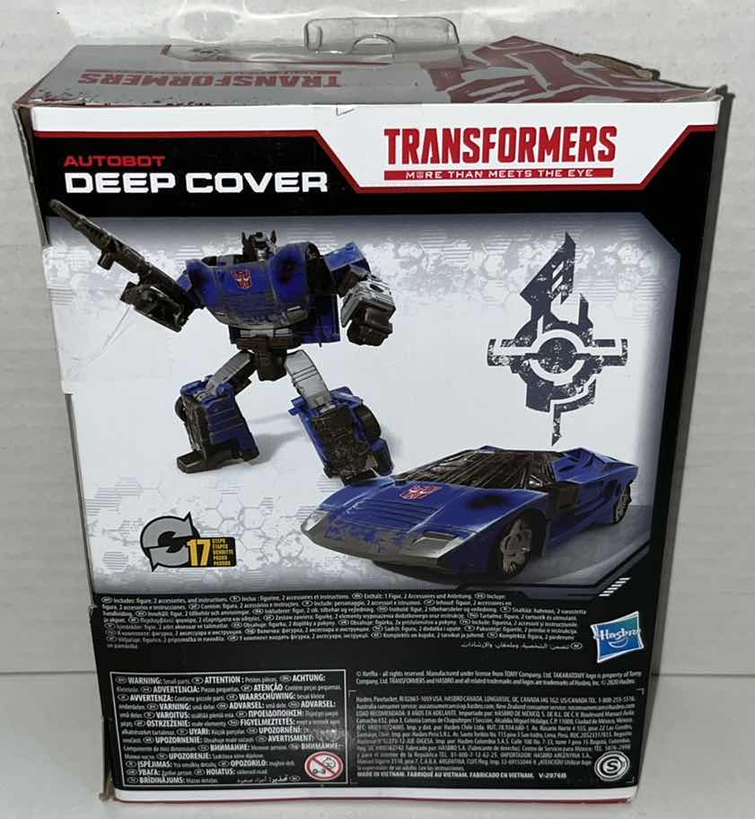 Photo 3 of BRAND NEW HASBRO TAKARA TOMY NETFLIX TRANSFORMERS KINGDOM WAR FOR CYBERTRON TRILOGY, AUTOBOT “DEEP COVER” (1)