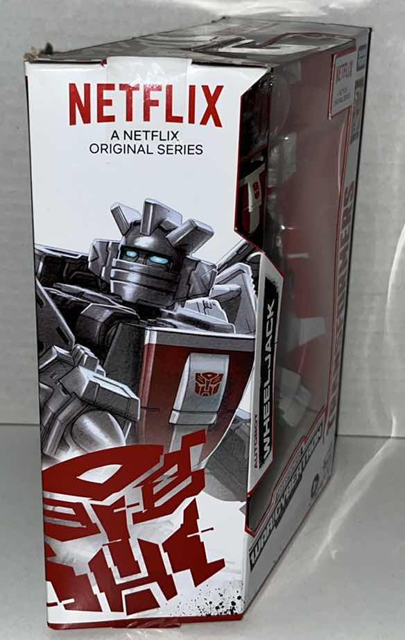 Photo 3 of BRAND NEW HASBRO TAKARA TOMY NETFLIX TRANSFORMERS KINGDOM WAR FOR CYBERTRON TRILOGY, AUTOBOT “WHEELJACK” (1)