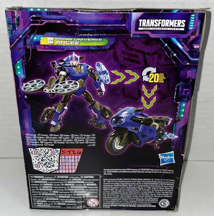 Photo 3 of BRAND NEW HASBRO TAKARA TOMY TRANSFORMERS LEGACY, PRIME UNIVERSE
 “ARCEE” (1)