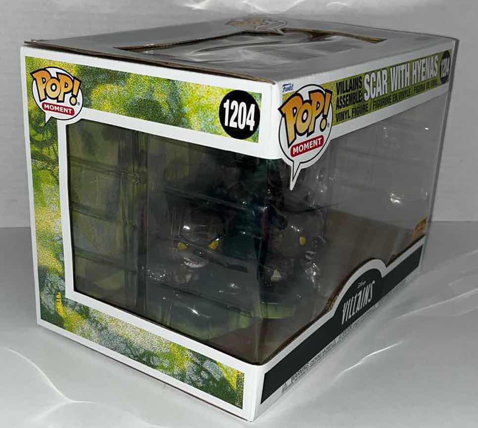 Photo 2 of NEW FUNKO POP! MOMENT VINYL FIGURINE, DISNEY VILLAINS #1204 SCAR W HYENAS (1)