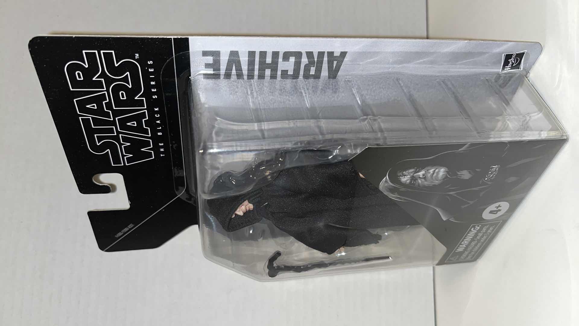 Photo 2 of NEW HASBRO STAR WARS THE BLACK SERIES ARCHIVE ACTION FIGURE, “EMPEROR PALPATINE” $29.00 (1)