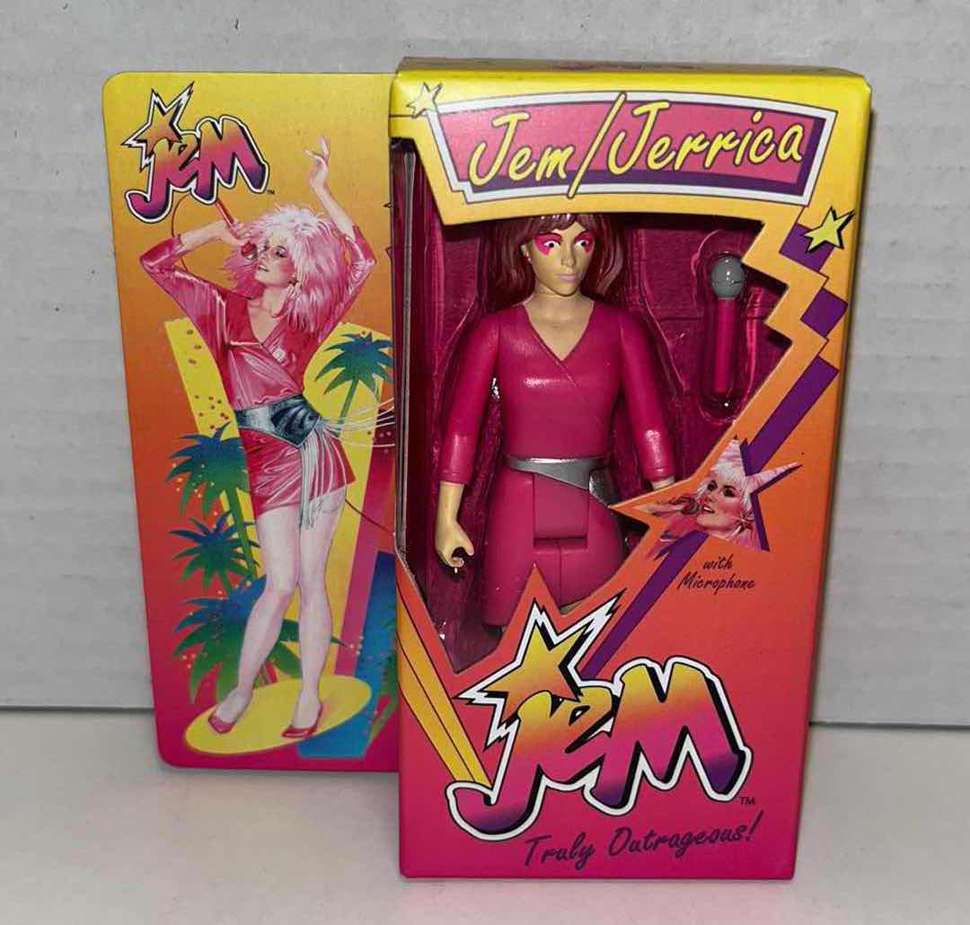 Photo 1 of NEW HASBRO SUPER 7 REACTION 4” FIGURE, JEM “JEM/JERRICA” W MICROPHONE (1)