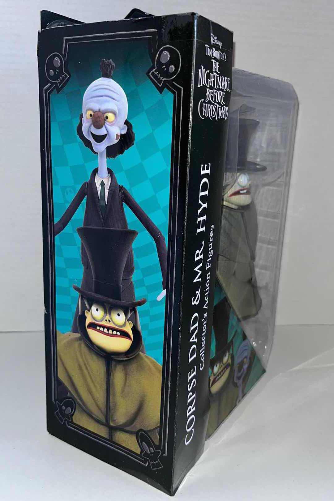 Photo 3 of NEW DIAMOND SELECT TOYS DISNEY TIM BURTONS THE NIGHTMARE BEFORE CHRISTMAS TWO-PACK COLLECTORS ACTION FIGURES, “CORPSE DAD & MR HYDE” $35.00 (1)