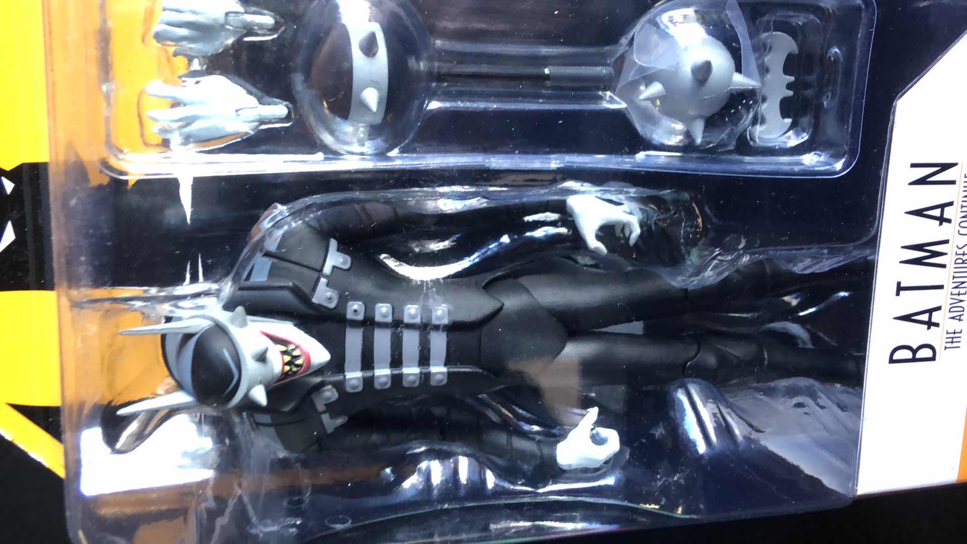 Photo 2 of NIB BATMAN THE ADVENTURES CONTINUE THE BATMAN WHO LAUGHS ACTION FIGURE