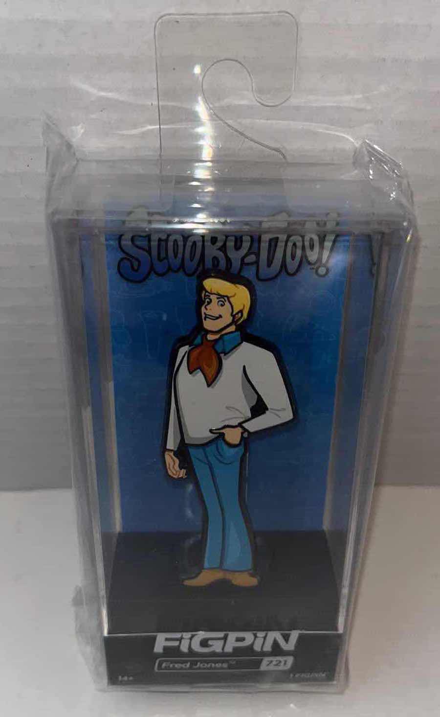 Photo 1 of NEW FIGPIN SCOOBY-DOO!, #721 FRED JONES $15.00 (1)