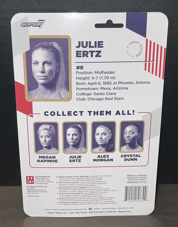 Photo 2 of NEW SUPERSPORTS BY SUPER7 U.S. WOMENS NATIONAL TEAM 3.75” POSABLE ACTION FIGURE, JULIE ERTZ #8
