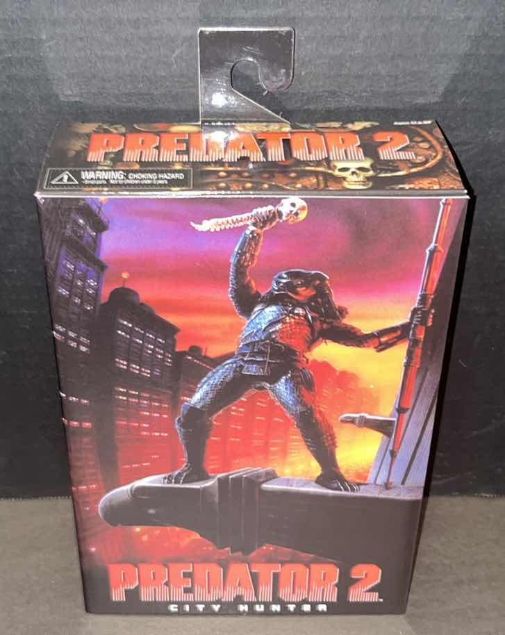 Photo 2 of BRAND NEW NECA 30TH ANNIVERSARY COLLECTION ACTION FIGURE & ACCESSORIES, PREDATOR 2 “CITY HUNTER”