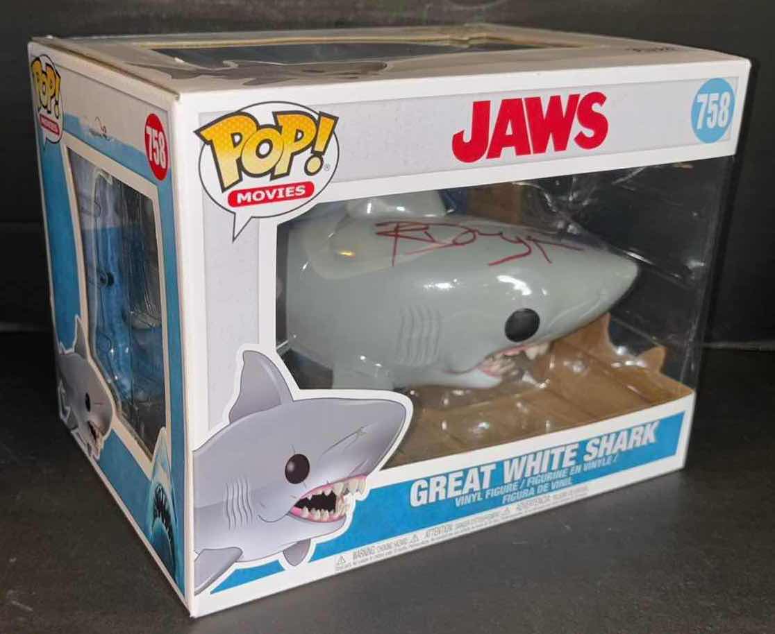 Photo 3 of NEW FUNKO POP! MOVIES VINYL FIGURE, RICHARD DREYFUSS SIGNED #758 JAWS GREAT WHITE SHARK