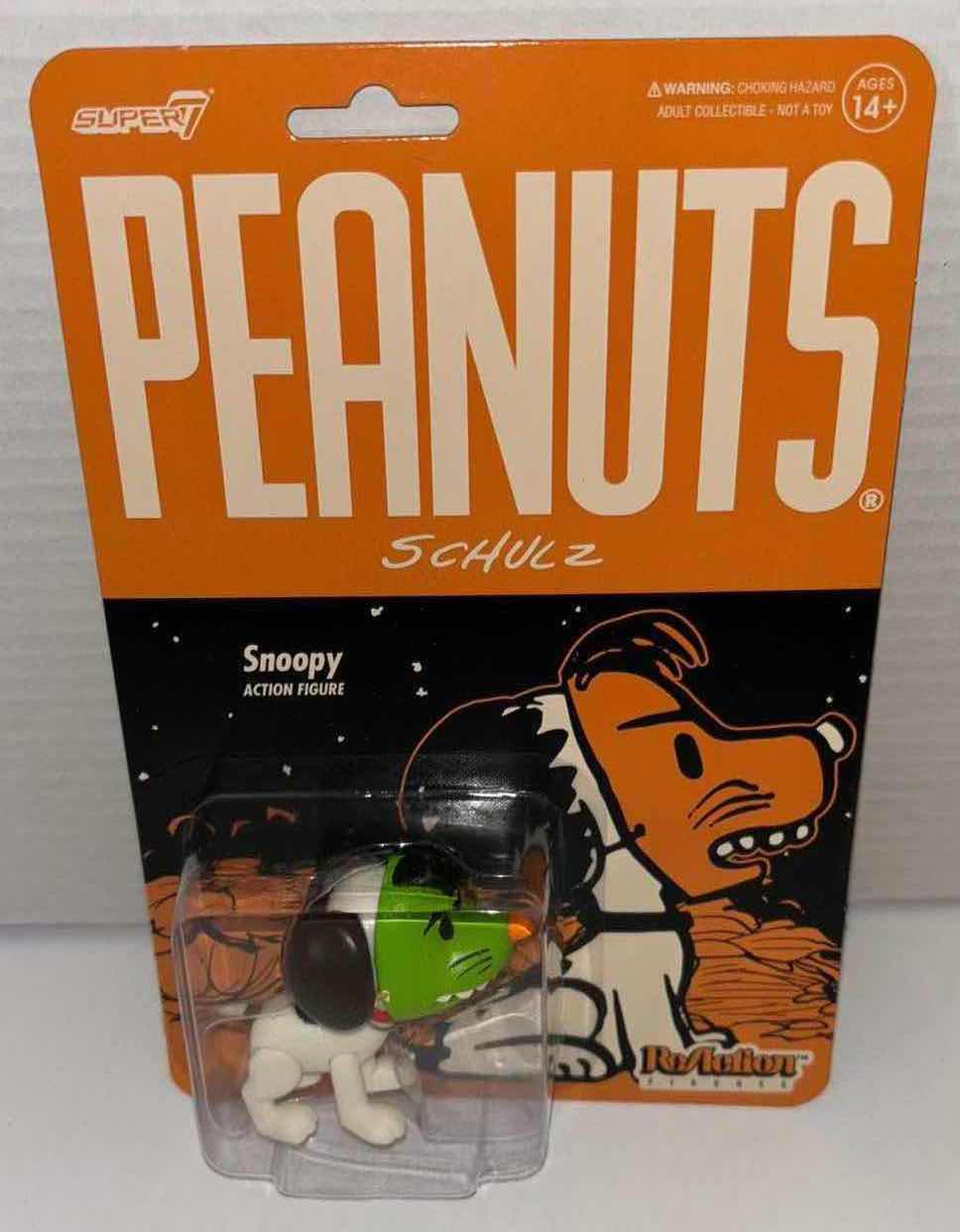 Photo 1 of BRAND NEW SUPER7 REACTION FIGURES PEANUTS “SNOOPY”, OCTOBER 26 1952