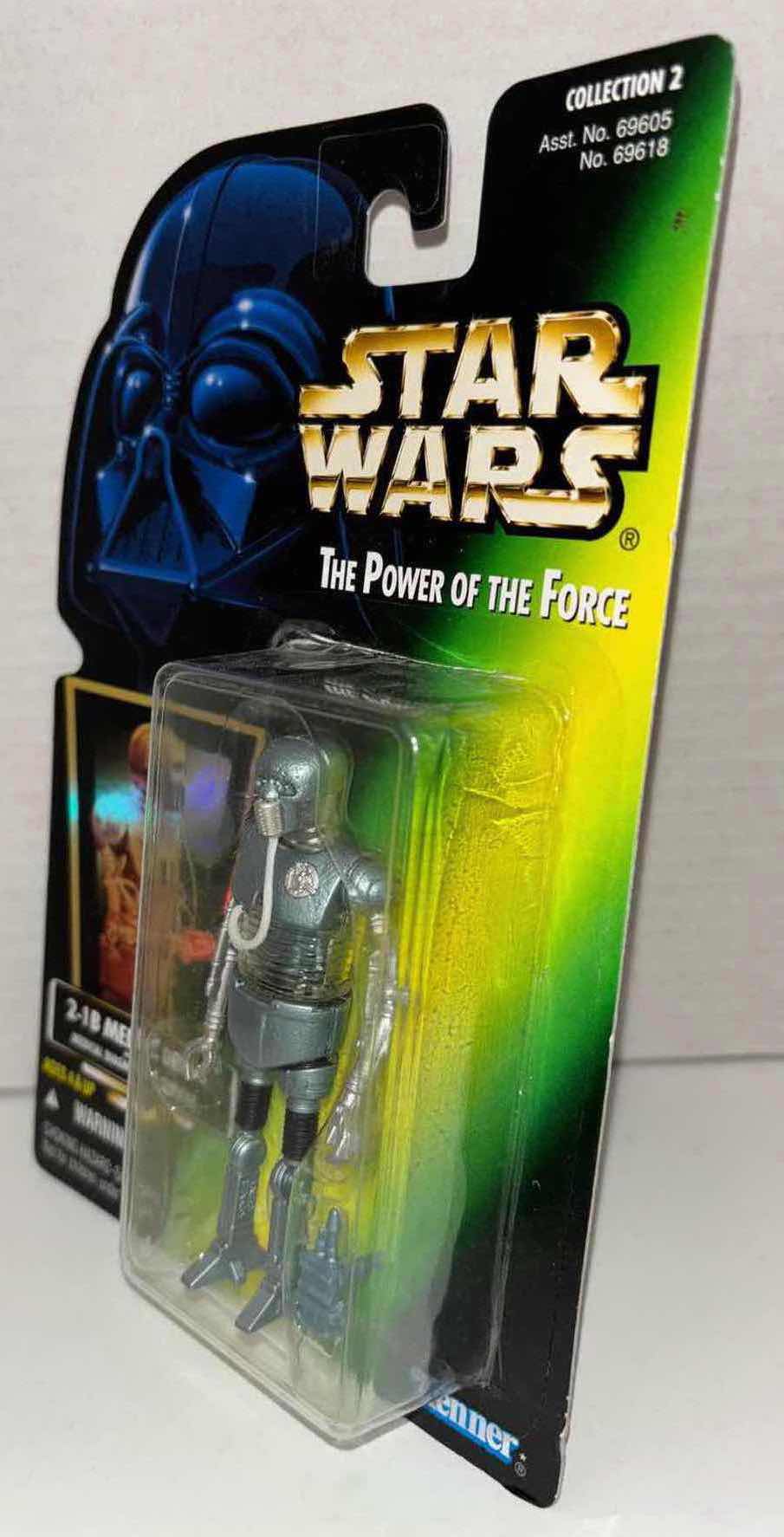 Photo 2 of NEW KENNER STAR WARS THE POWER OF THE FORCE ACTION FIGURE, 2-1 B MEDIC DROID W MEDICAL DIAGNOSTIC COMPUTER