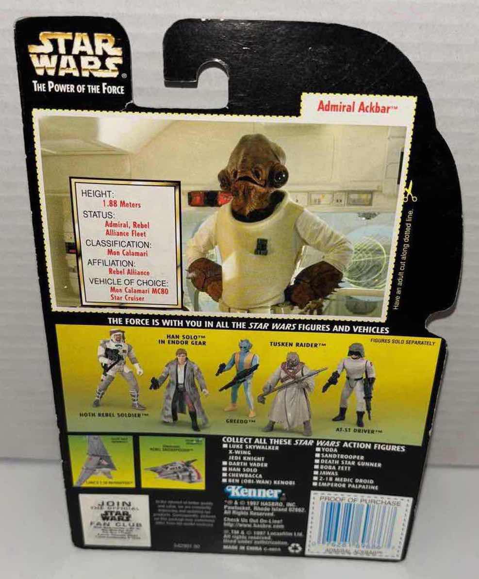 Photo 3 of NEW KENNER STAR WARS THE POWER OF THE FORCE ACTION FIGURE, ADMIRAL ACKBAR W COMLINK WRIST BLASTER