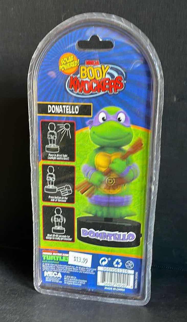 Photo 2 of NEW NECA BODY KNOCKERS TMNT, DONATELLO