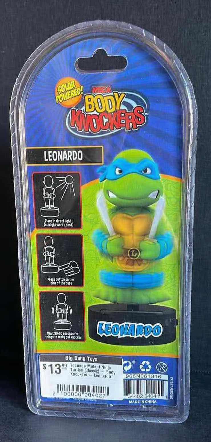 Photo 2 of NEW NECA BODY KNOCKERS TMNT, LEONARDO