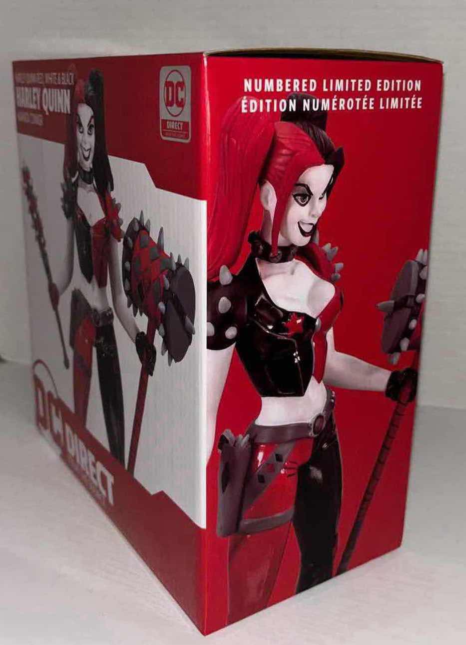 Photo 5 of BRAND NEW MCFARLANE TOYS DC DIRECT HARLEY QUINN RED, WHITE & BLACK 7” RESIN STATUE BY AMANDA CONNER, NUMBERED LIMITED EDITION 