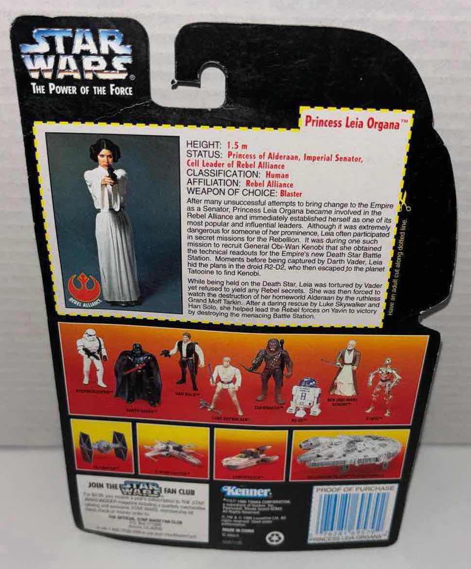 Photo 3 of NEW KENNER STAR WARS THE POWER OF THE FORCE ACTION FIGURE, PRINCESS LEIA ORGANA W LASER PISTOL & ASSAULT RIFLE