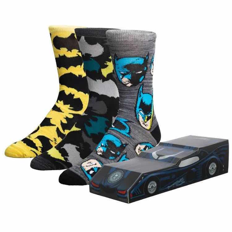 Photo 1 of NEW BIOWORLD DC COMICS BATMAN BATMOBILE 3-PACK CREW SOCKS FOR MEN, SIZE 8-12 