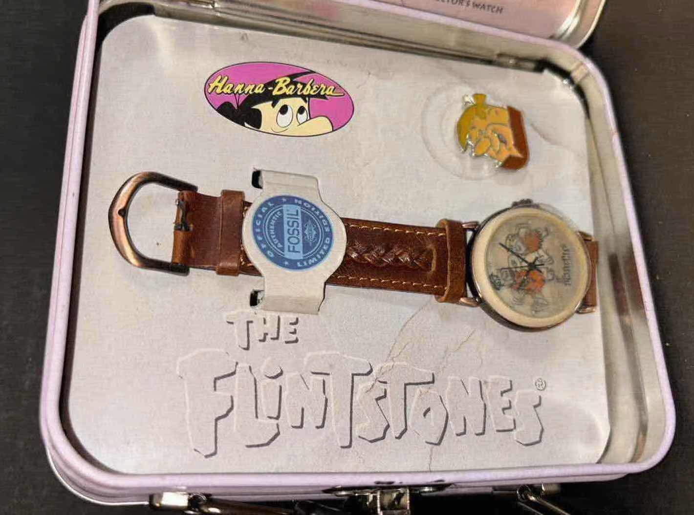 Photo 3 of $140 VINTAGE THE FLINTSTONES 1993 HANNA-BARBERA PRODUCTIONS “FRED & BARNEY” LIMITED EDITION FOSSIL WATCH (PROTECTIVE FILM ON WATCH)