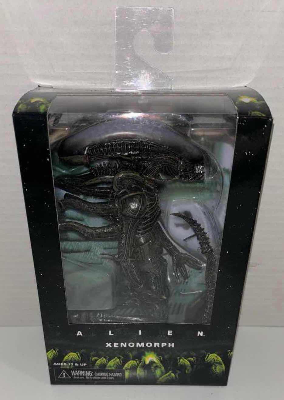 Photo 2 of NECA ALIEN 7” XENOMORPH FIGURE